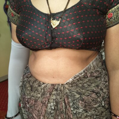 Couple_masti70Live Webcam