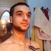 hornycrazydick's Offline XXX Chat