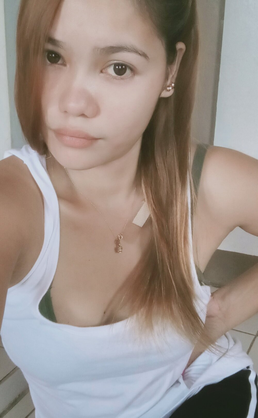 stripchat dare2resistme webcam profile pic via chatnmate.com