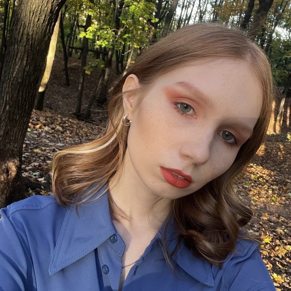 FoxyMira profile