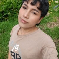 andrfer213's webcam live show