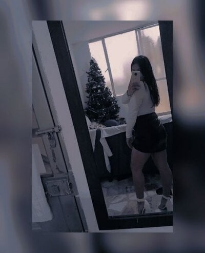 Gigi_gilt_ - Stripchat Teen Blowjob Cam2cam Girl 