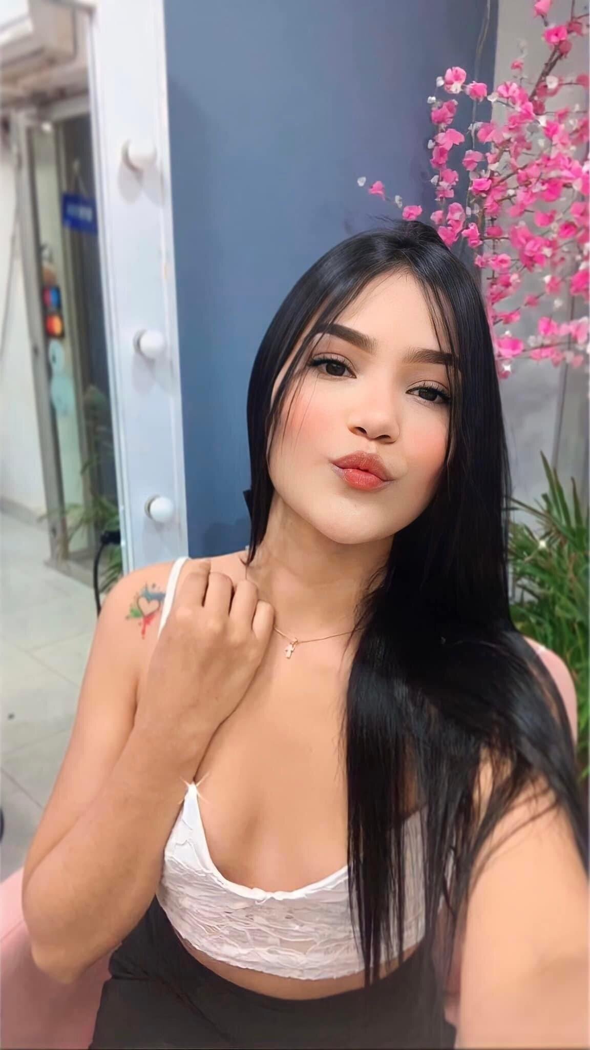 Chloe_jewel