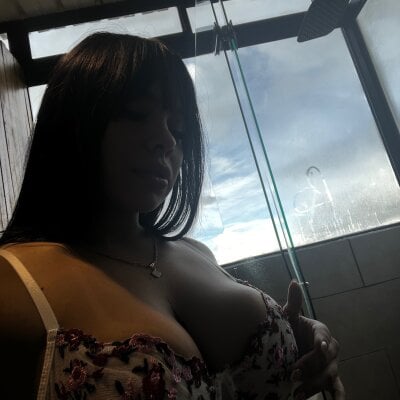 Ninasuarzz 🈵 naked cam chat