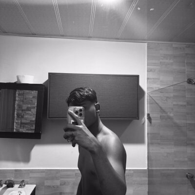 daniels_thomson from stripchat
