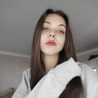 sharlotte_6's Offline Chat Room