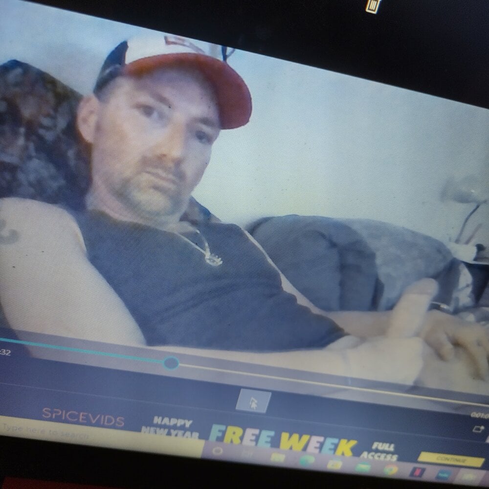 K1NGD1NGAL1NG@xh's Offline XXX Chat