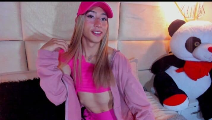 Hillie_clau
