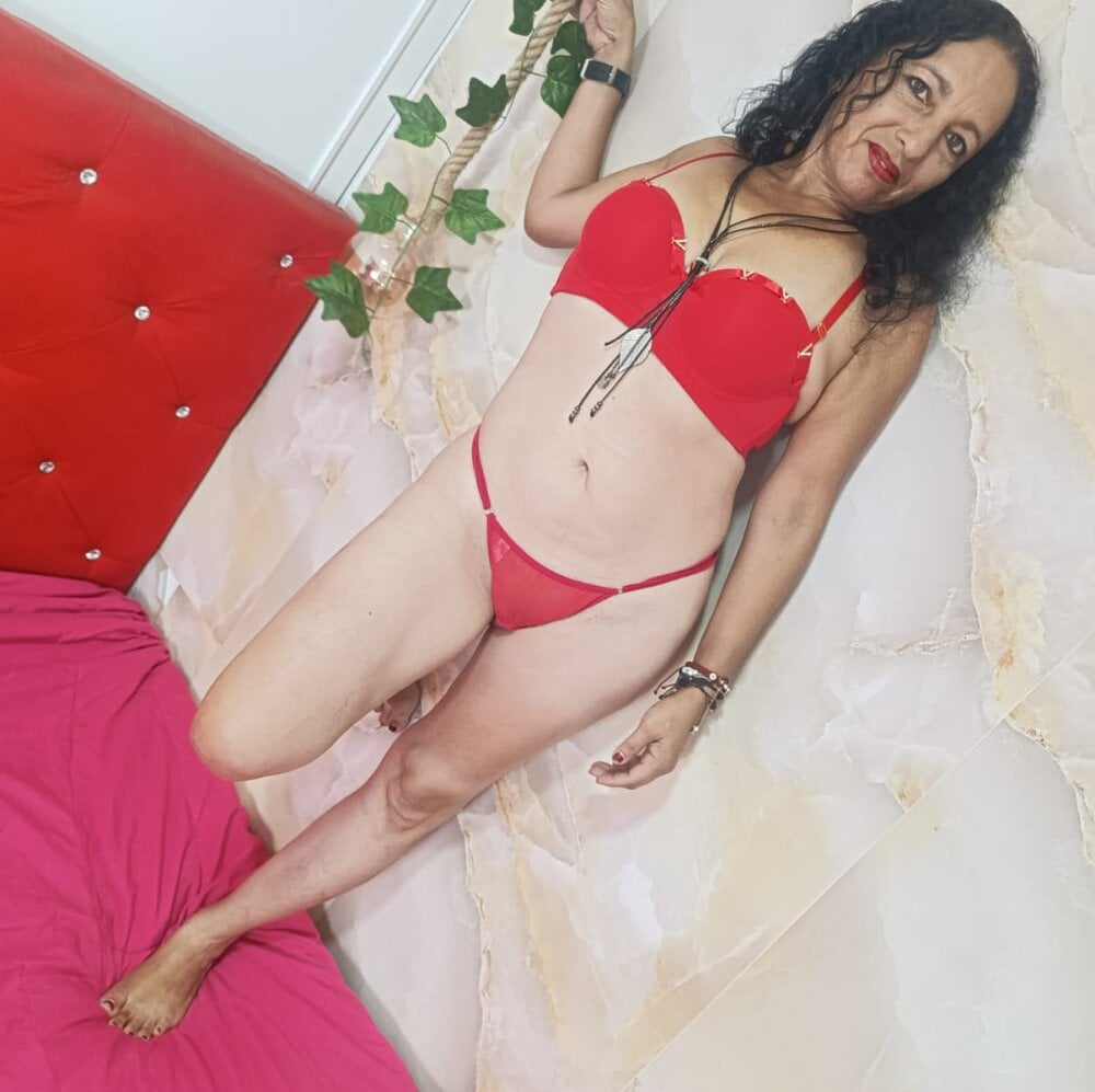 afrodita_love22 from stripchat