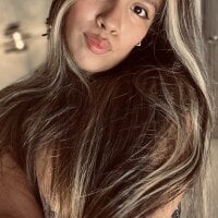 EMILIIA_RICHTER__'s webcam live show