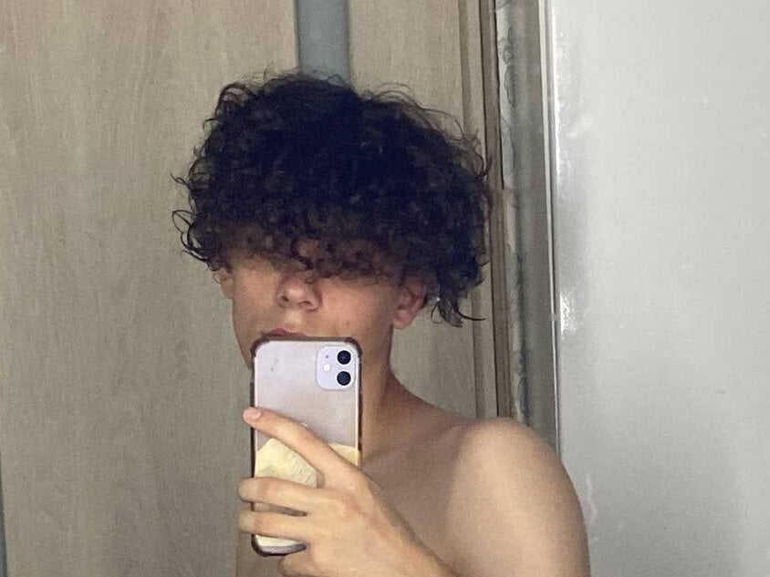 dreamgonetan profile