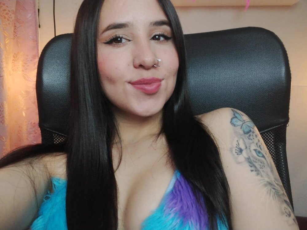 Carolinaat 🏞 live sex chat