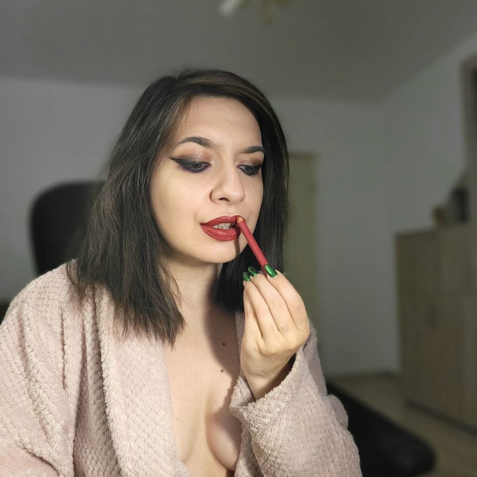 YourGoddessM profile