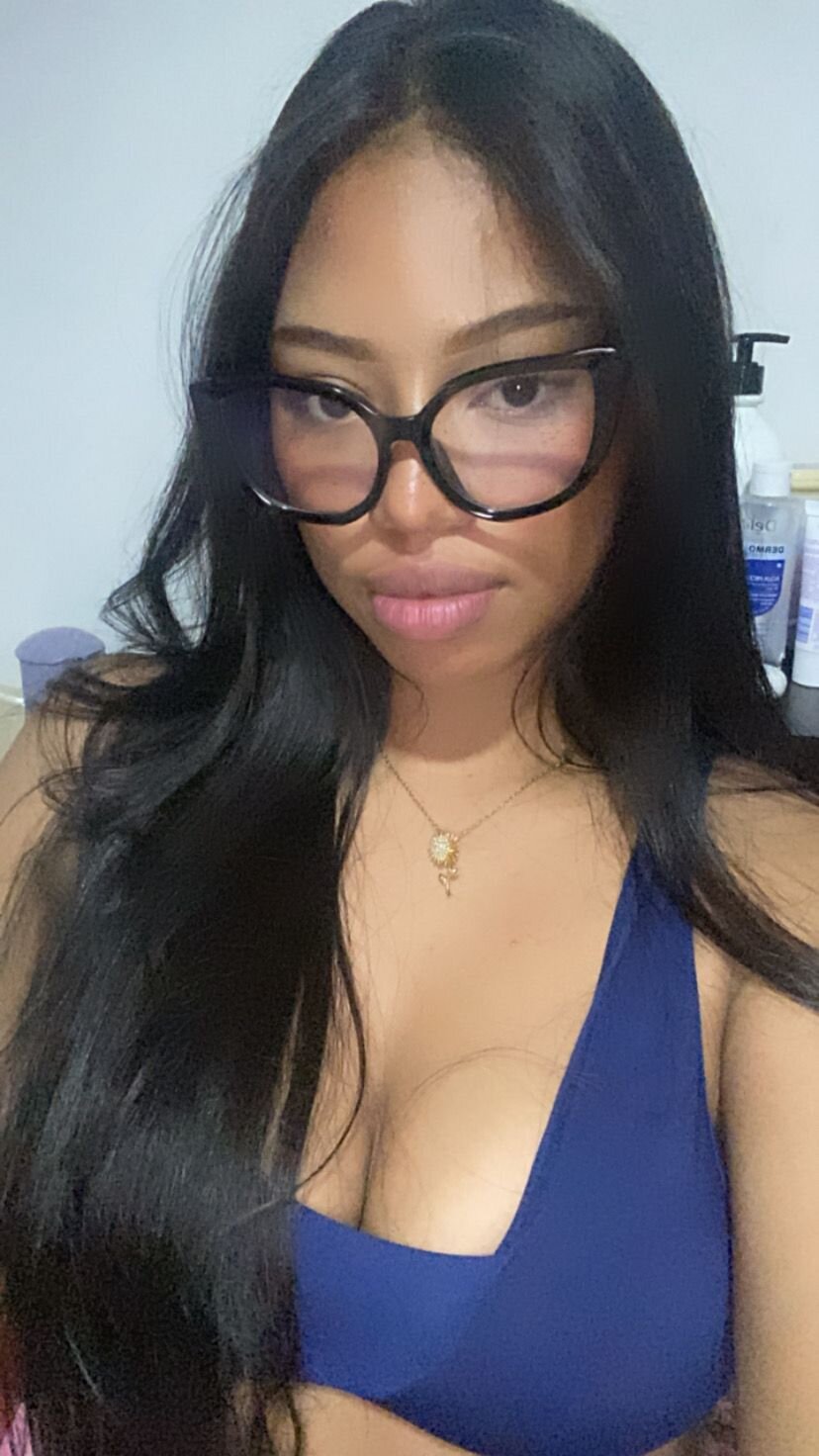 emily_mayers_