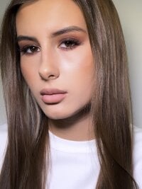 MicheIeMay's Offline Chat Room