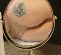 NikkiBelle's Offline Chat Room