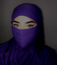 allynna_'s Offline XXX Chat