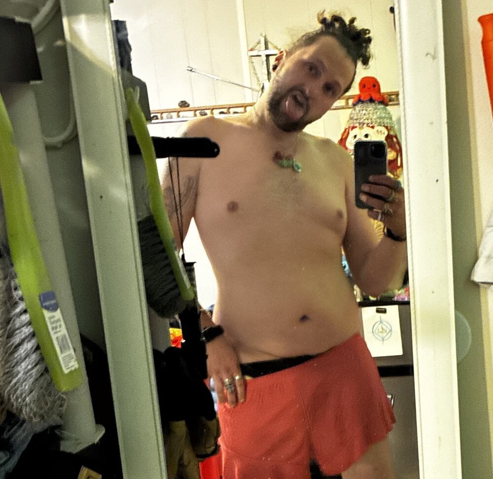 Makethatpussypurr profile