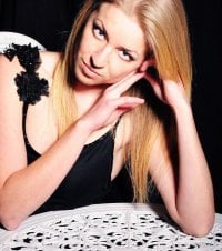 AmoreAmor's Offline Chat Room