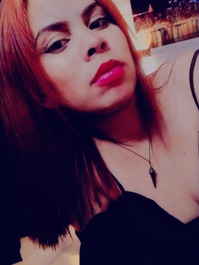 Julieta_Coopeer_ private show