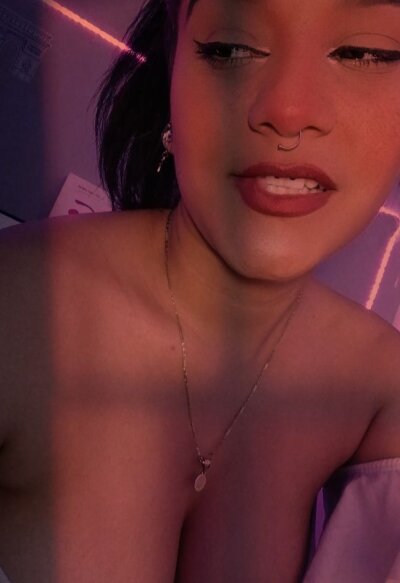 jossy-cameron 🐯 live nude webcam