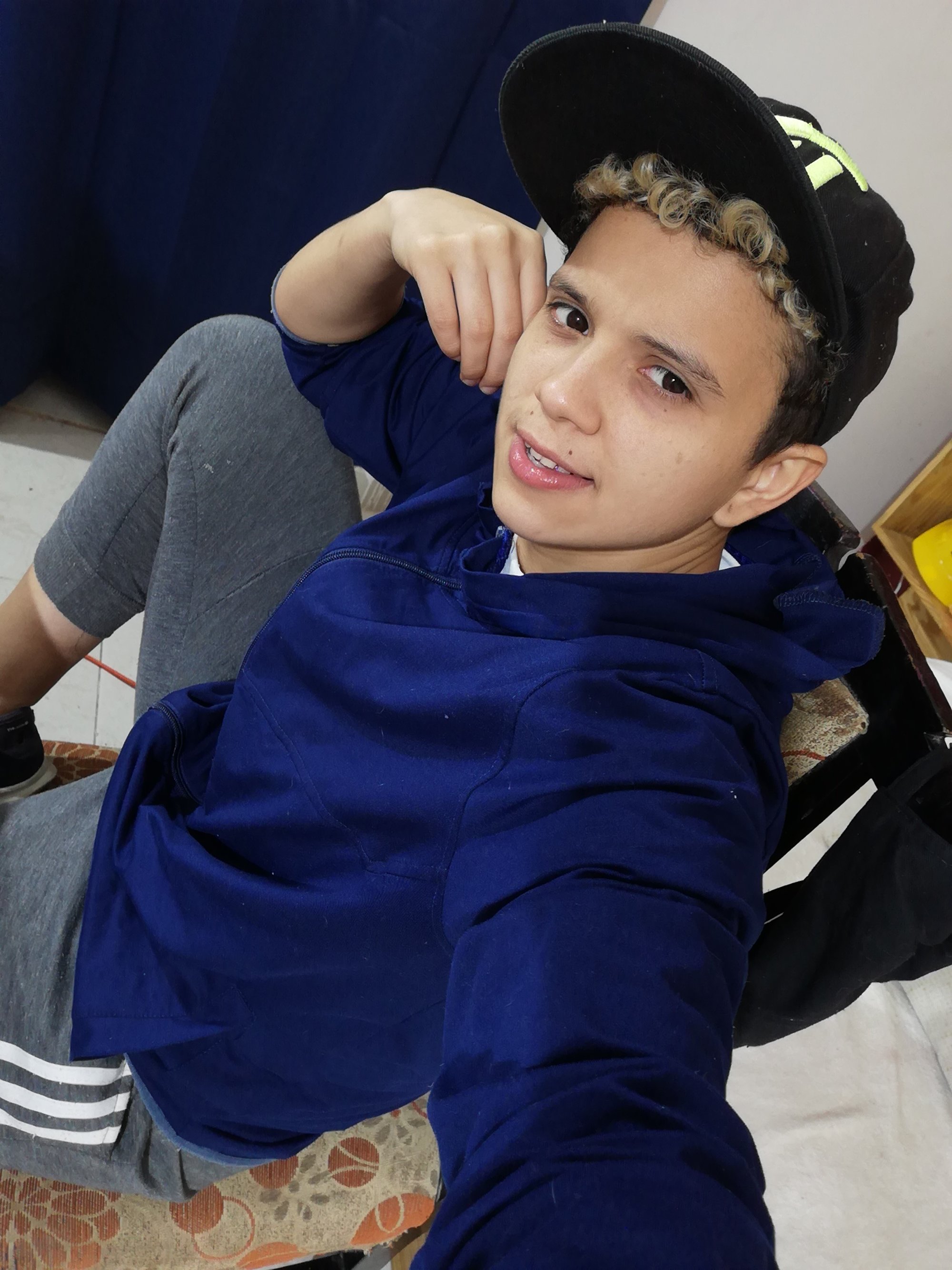 alex-queen-