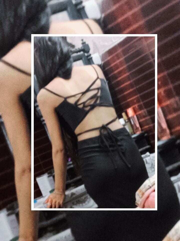 Aayesha live cam model at StripChat