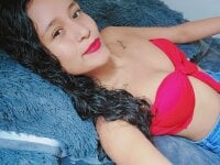 Rosa_Sweet_'s Offline Chat Room