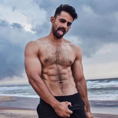 amigo425 from stripchat