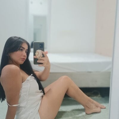 emily_feets from stripchat