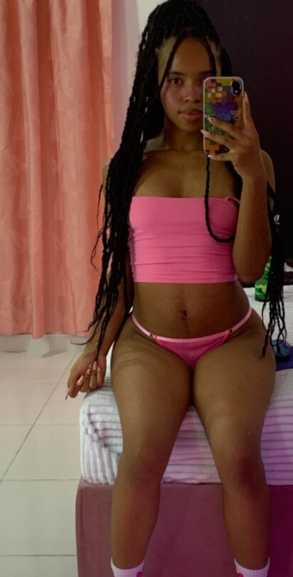 HotMorenitha profile