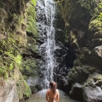 lailaniverdes' Offline Chat Room