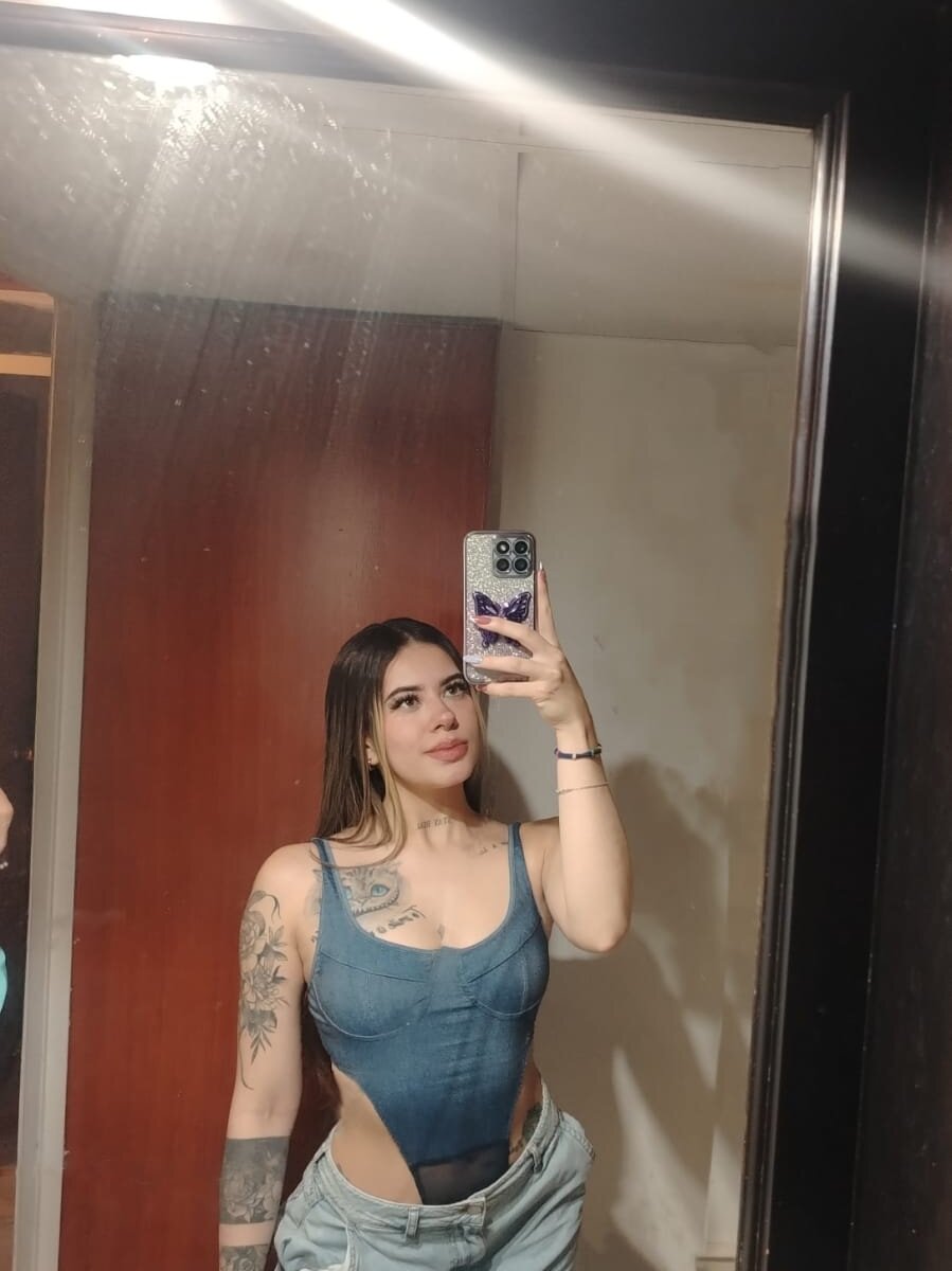 Alice_Vixen 离线XXX聊天