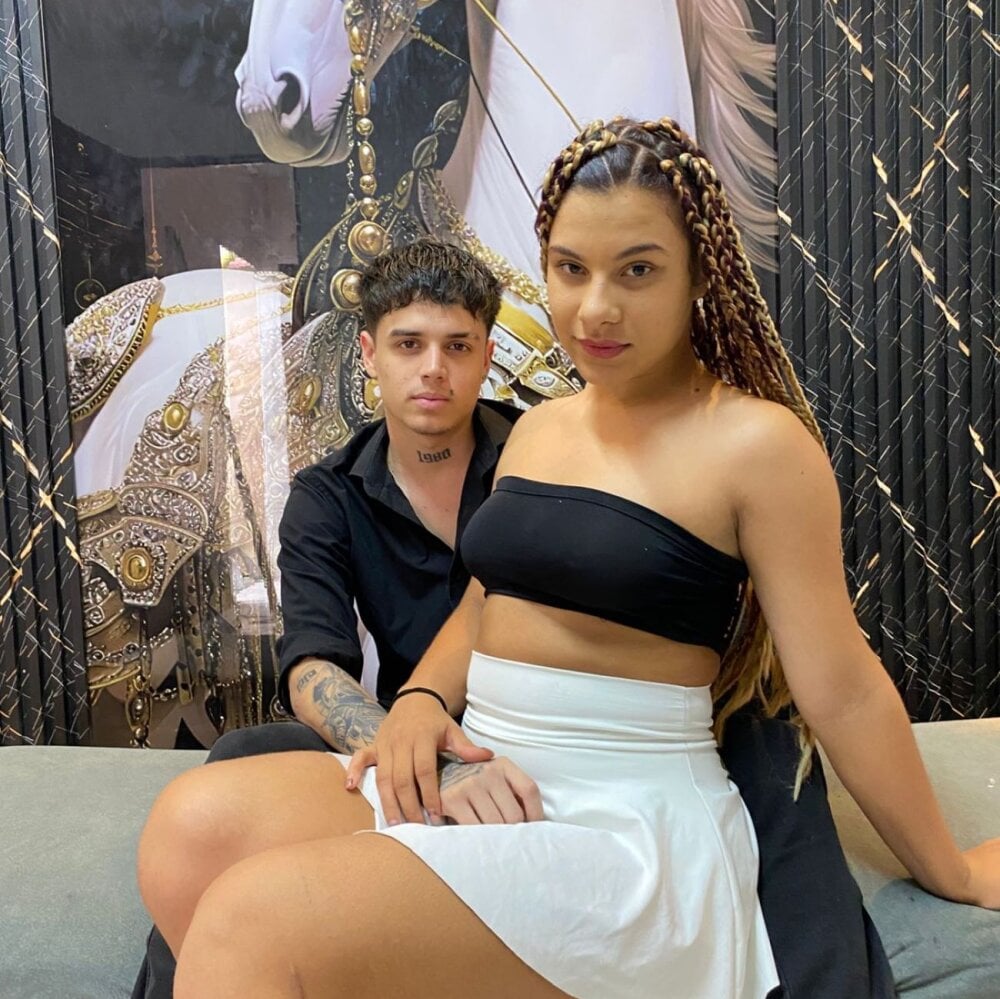 OutgoingCoupleSex