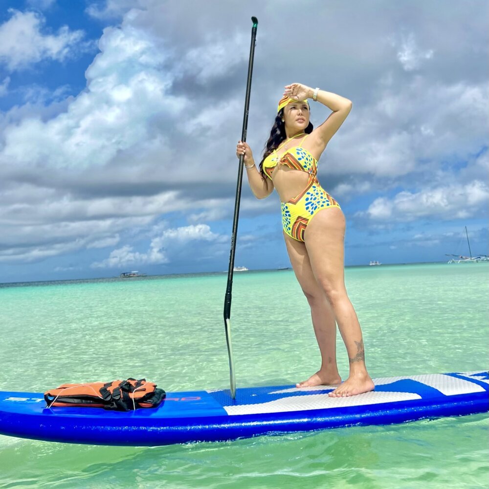 Akina4u