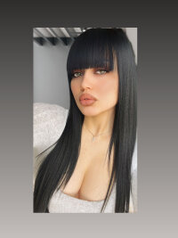 missterytania1's Offline Chat Room