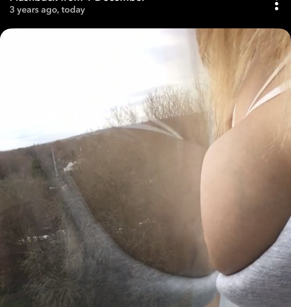 Live sex webcam photo for ChloeWilde #289931125