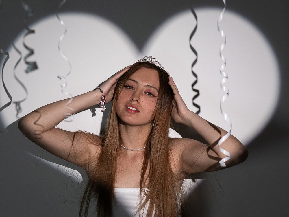 stripchat arianna_gren18 webcam profile pic via myliveeroticcams.com