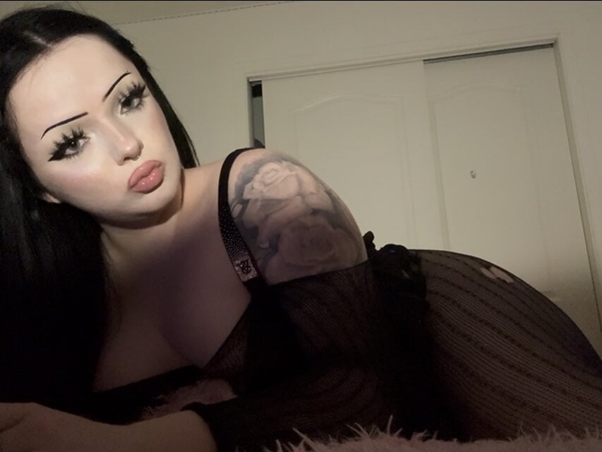 khloekarma Chat XXX offline