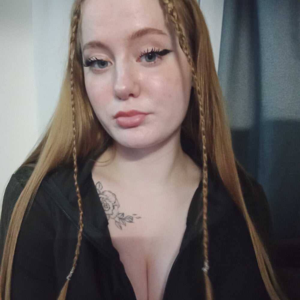 LolyaMin profile