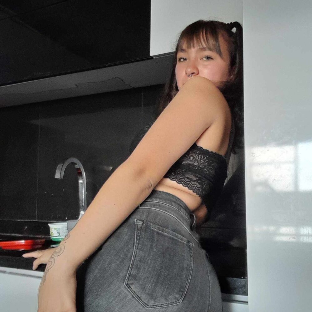 Live sex webcam photo for Alisson_spencer #289959920