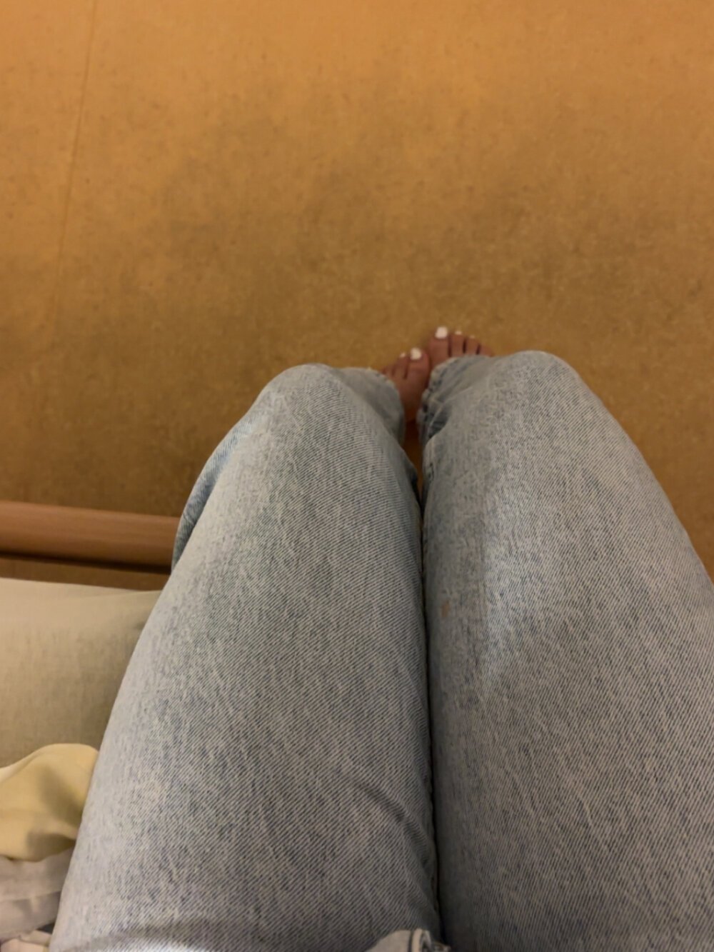 milooo27 live cam model at StripChat