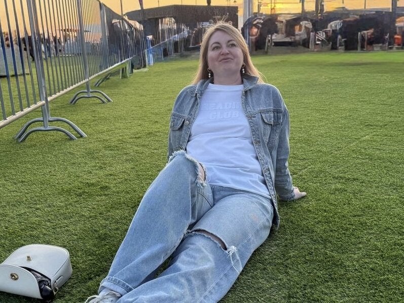 free6cams.com amelia-diamond livesex profile in blond-hair cams