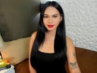asianhugecockjulia's webcam live show