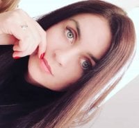 BambinoLove's Offline Chat Room