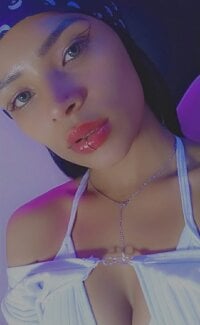 Sweet_aline's Offline Chat Room