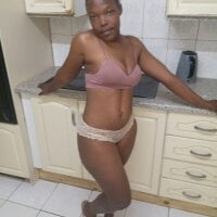 bigboobsHUNNY's webcam live show