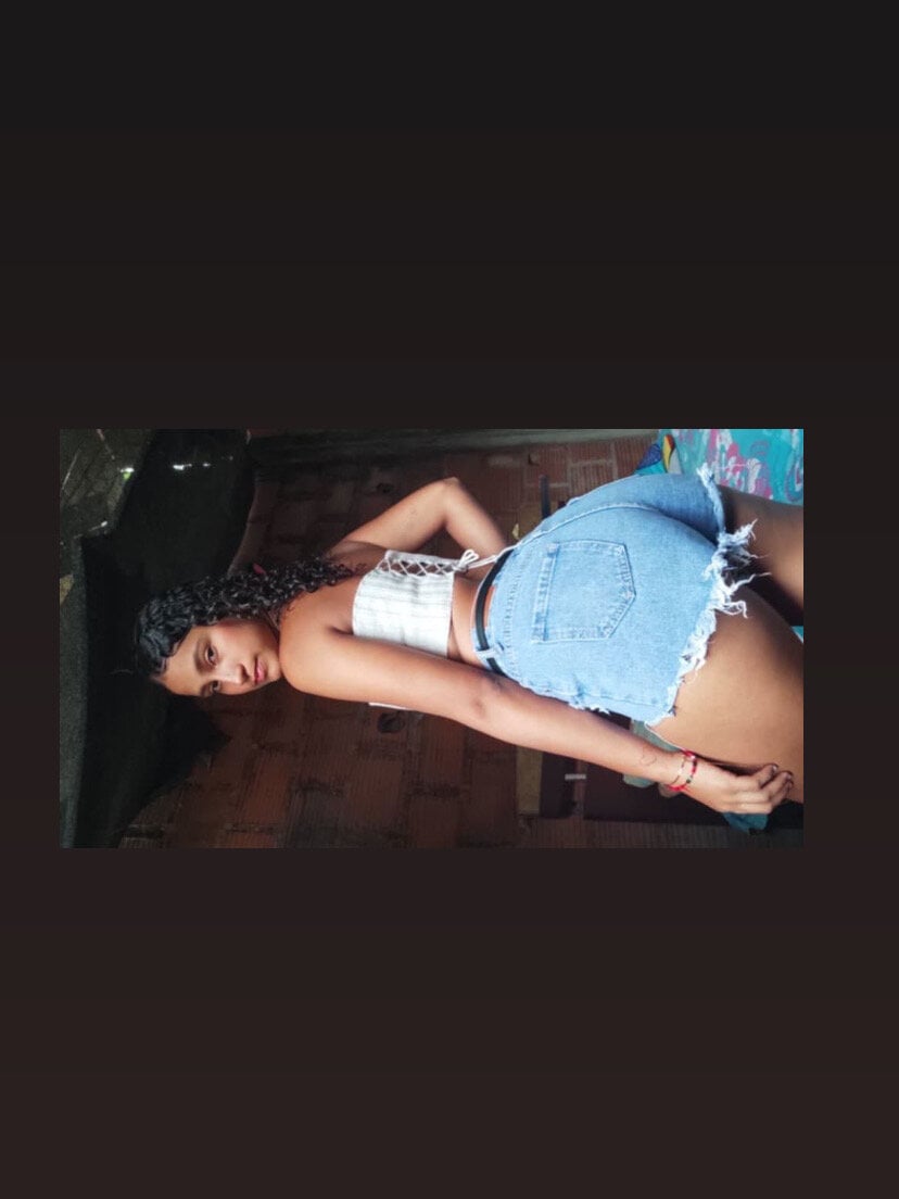 pornos.live _jade19 livesex profile in thin cams