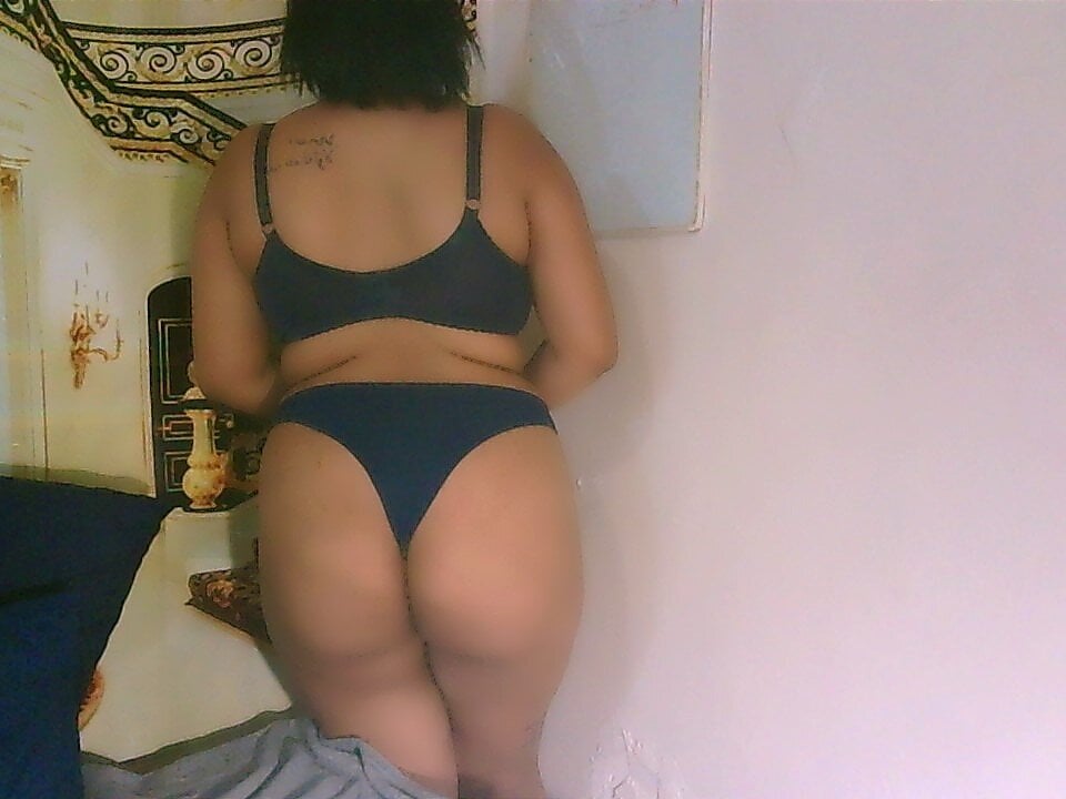 Live sex webcam photo for EroticPrincess1 #289991915