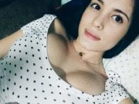 غرفة دردشة HonneyMoss دون اتصال